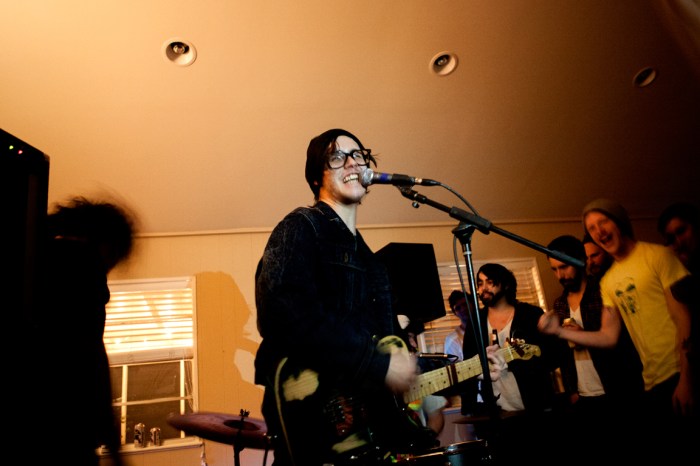 austin house show legsweeper