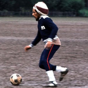 bob-marley-soccer